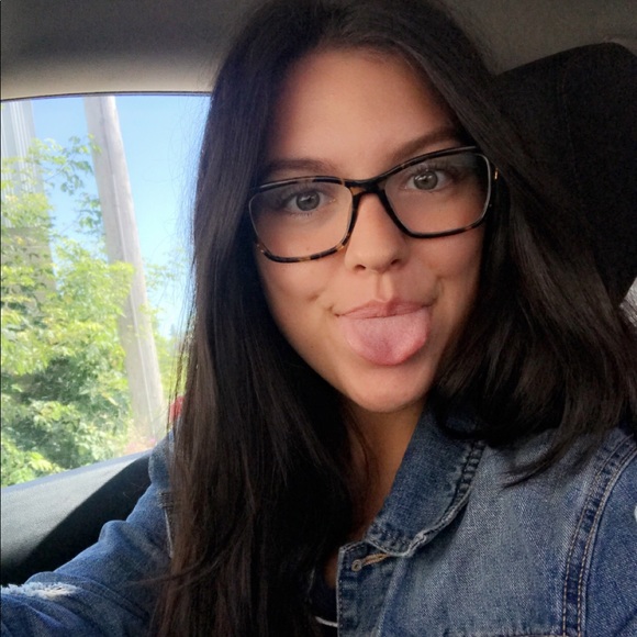 Meet your Posher, Morgan - Picture 1 of 1